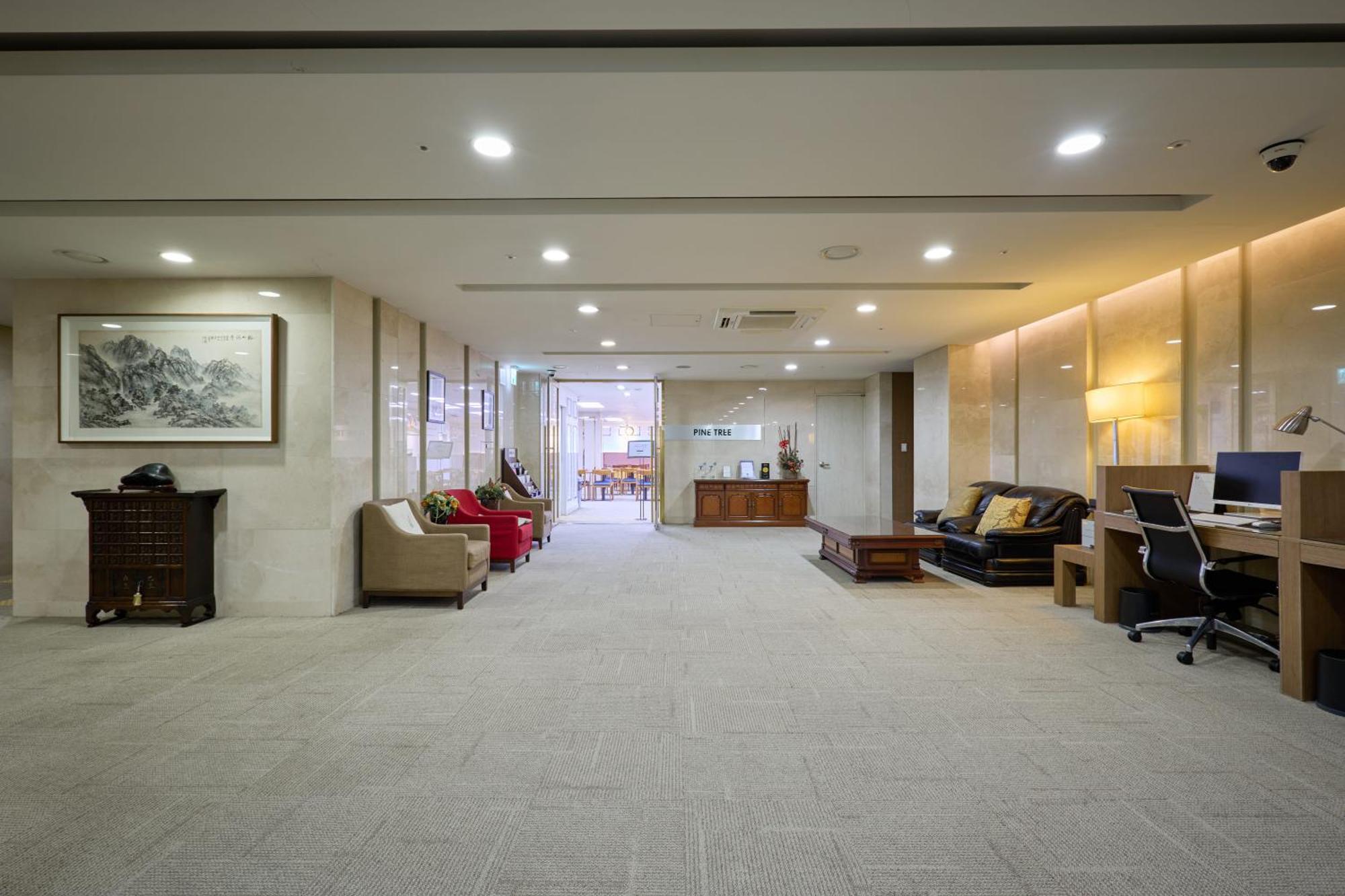 Hotel Summit Dongdaemun 3*